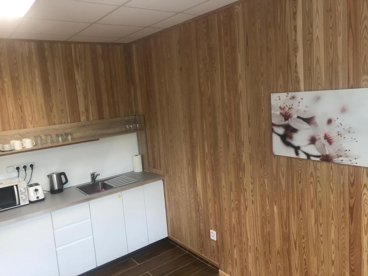 Dnm Inn Korycany Zewnętrze zdjęcie