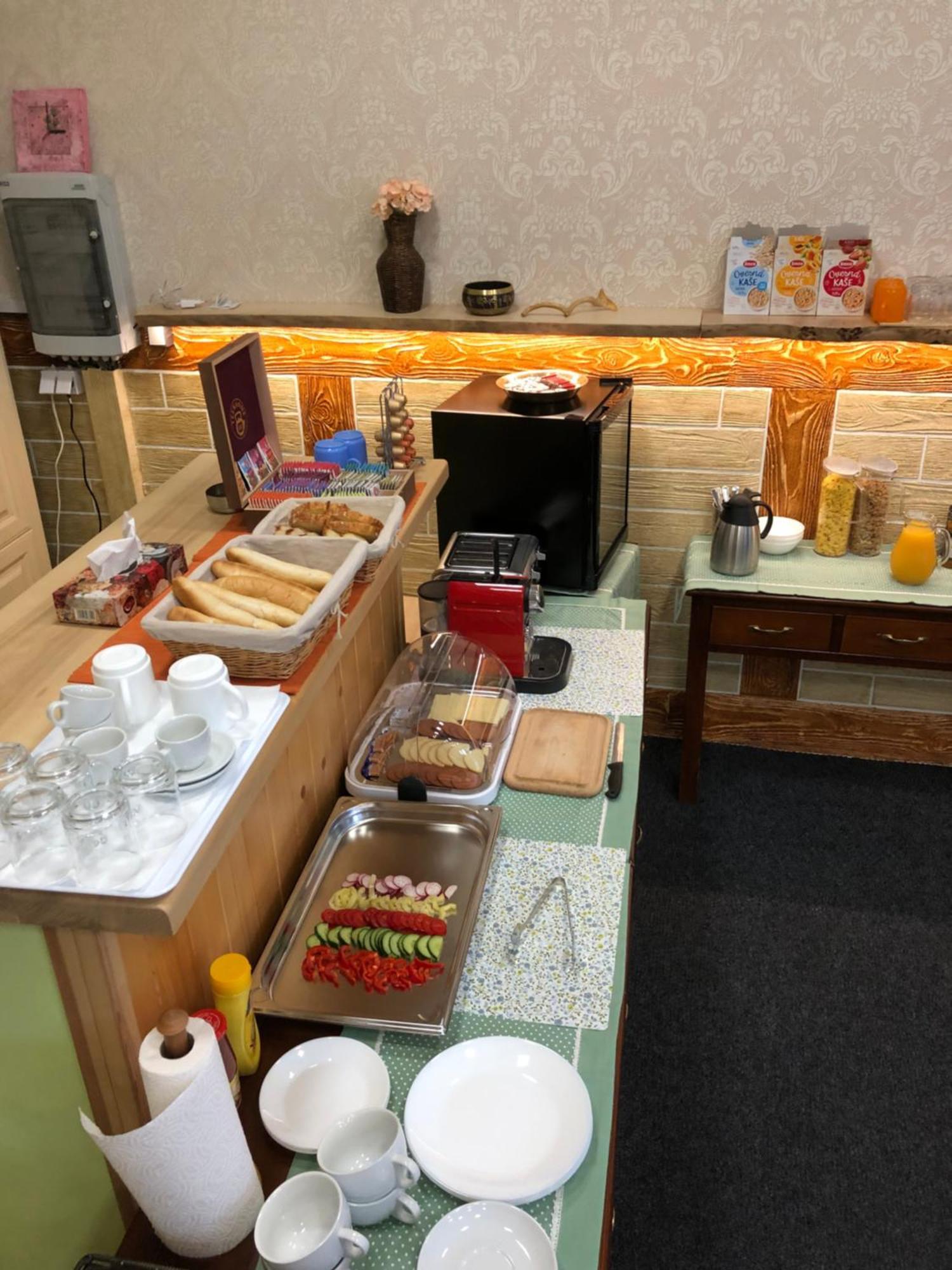 Dnm Inn Korycany Zewnętrze zdjęcie