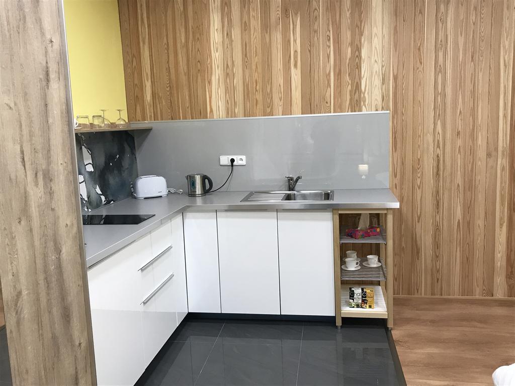 Dnm Inn Korycany Zewnętrze zdjęcie