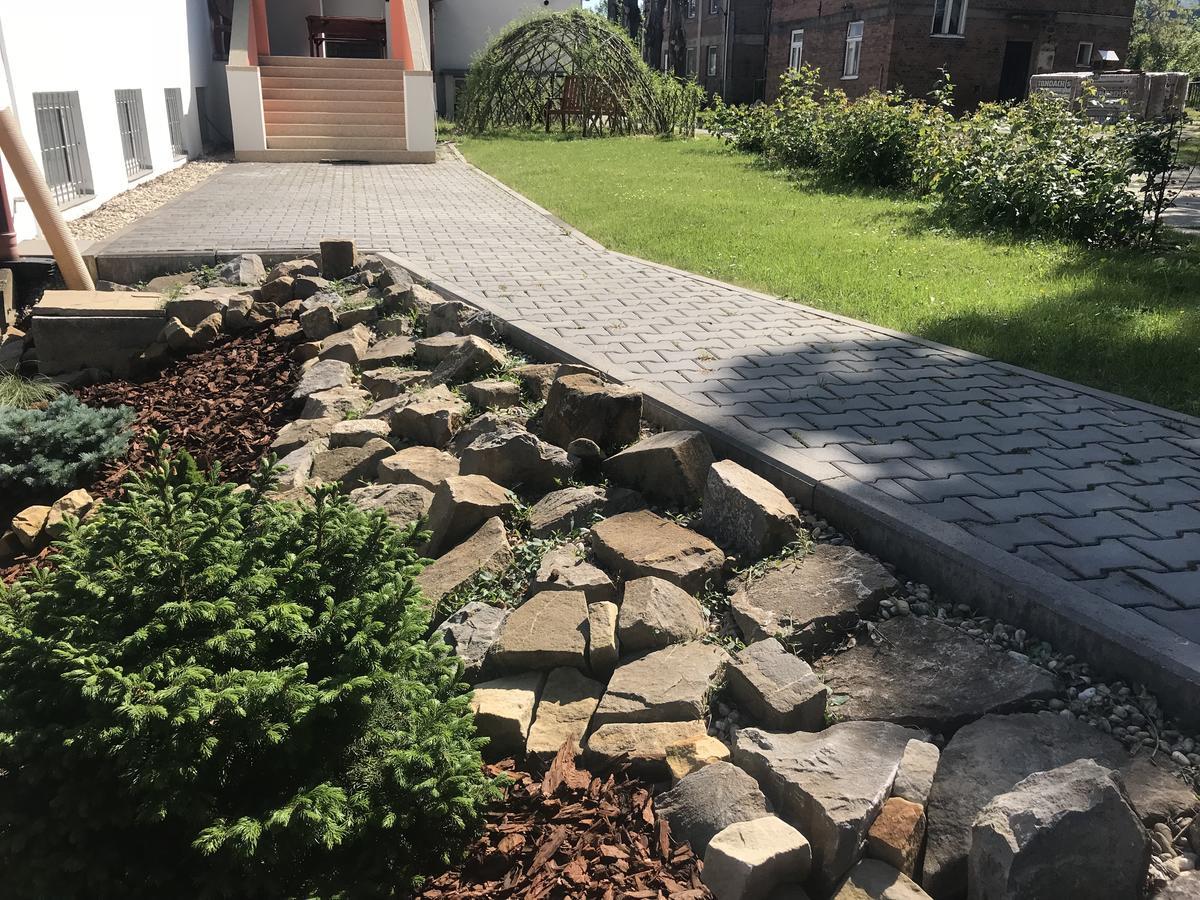 Dnm Inn Korycany Zewnętrze zdjęcie